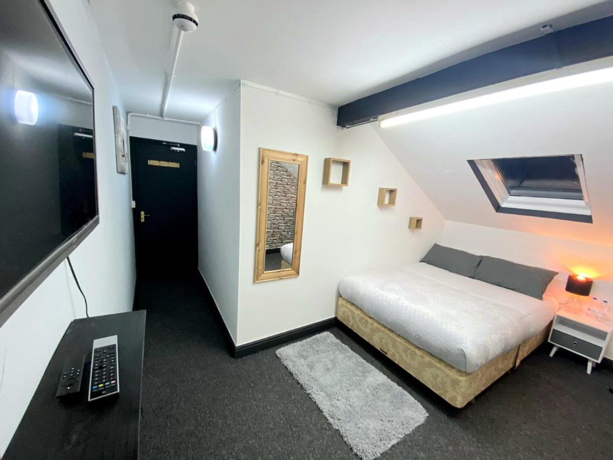 Hotel Townhouse 105 Huddersfield Zewnętrze zdjęcie