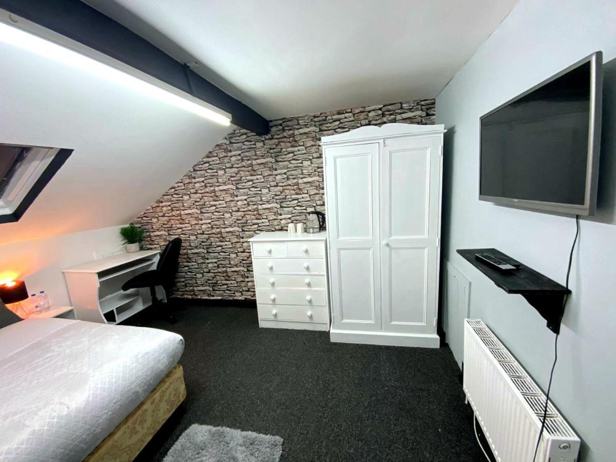 Hotel Townhouse 105 Huddersfield Zewnętrze zdjęcie