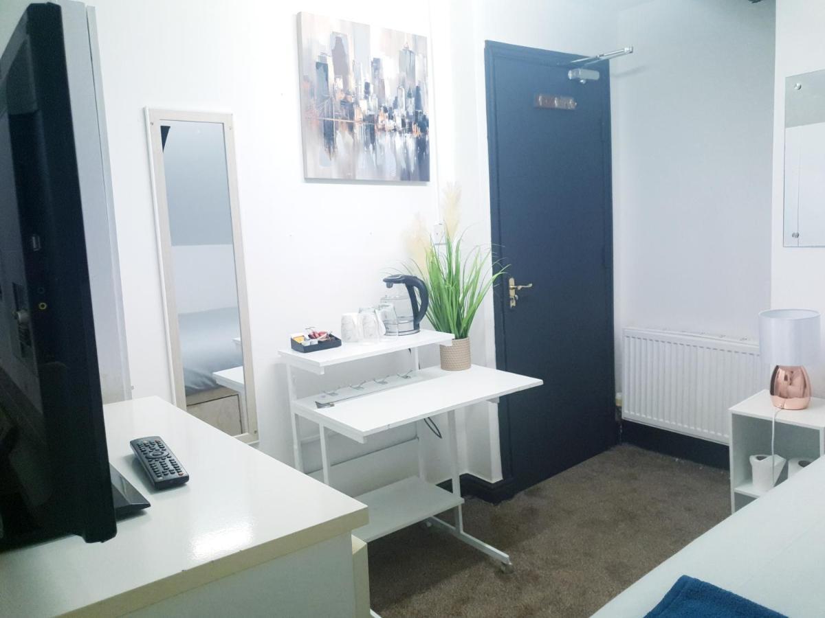Hotel Townhouse 105 Huddersfield Zewnętrze zdjęcie